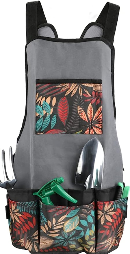 Gardening aprons with pockets